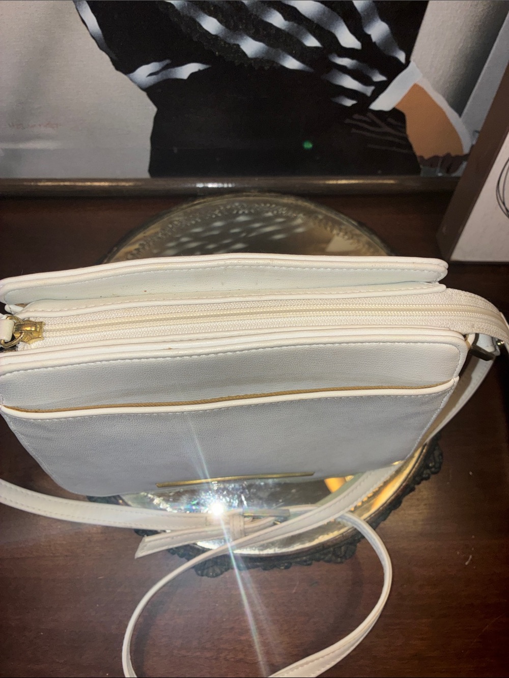 Genuine Liz Claiborne Classic White Crossbody Bag with Gold Accent - Picture 12 of 13